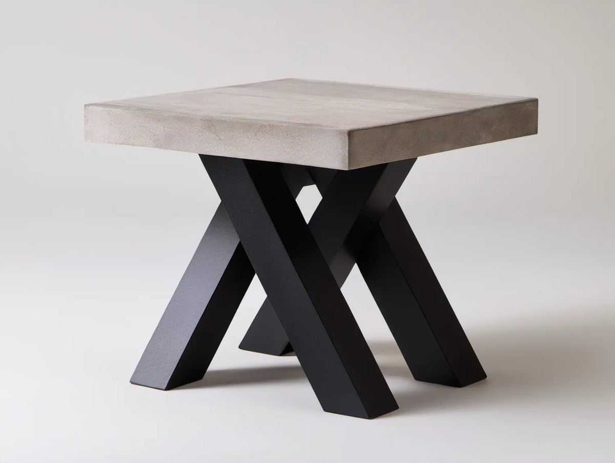 Kwadratowy stół jadalniany 80 x 80 x 75 cm, jasnoszary/czarny, MDF i stal